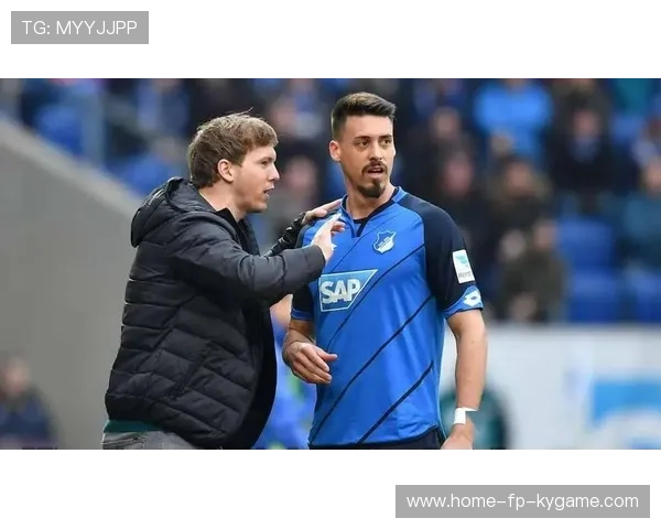 DJ·瓦格纳后撤步命中,肯塔基关注度飙升 DJ·瓦格纳后撤步命中,肯塔基关注度飙升